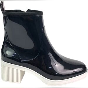 Kate Spade Stylish Black Ankle Rain Boots Size 9 NIB